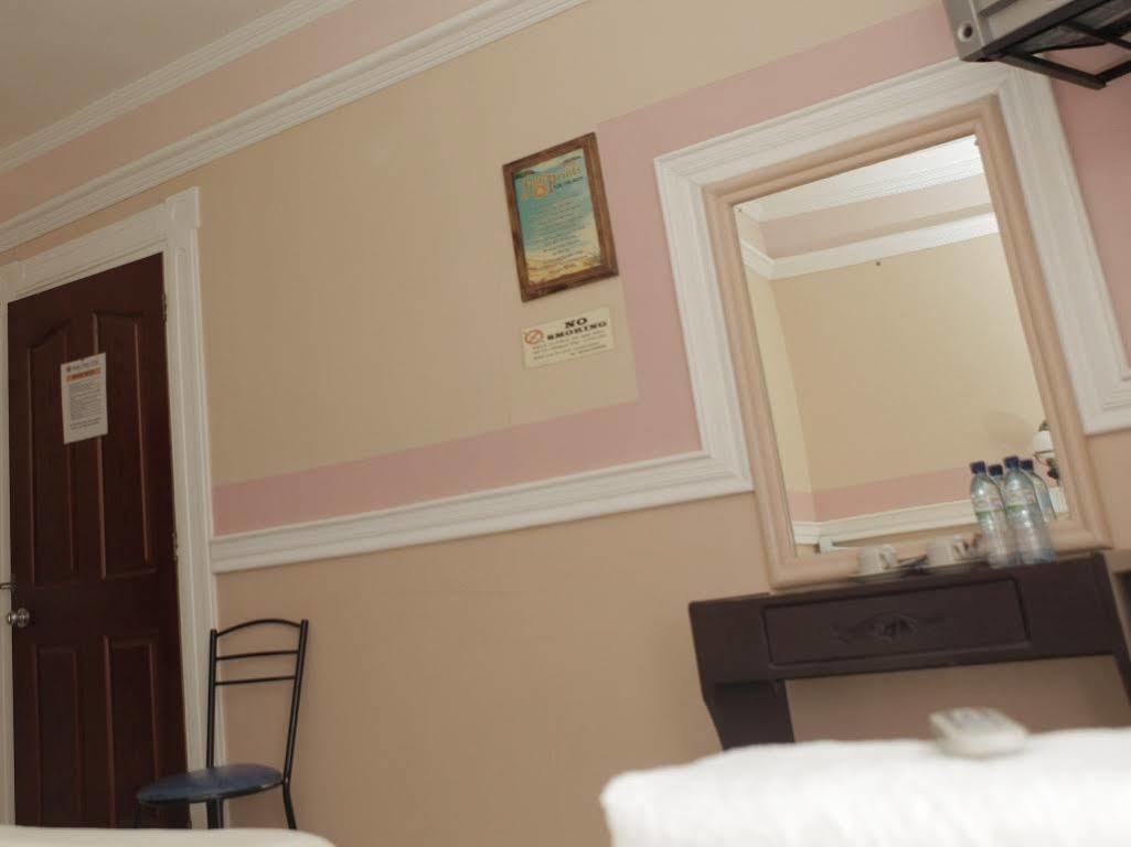 Golden Palace Hotel Tagum Exterior photo